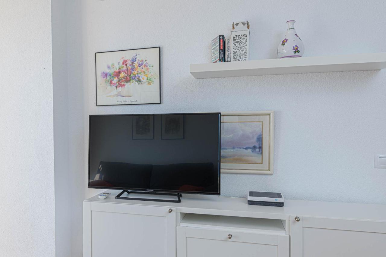 Wintowinrentals Excelente Ubicacion Y Vista Al Mar Фуэнхирола Экстерьер фото